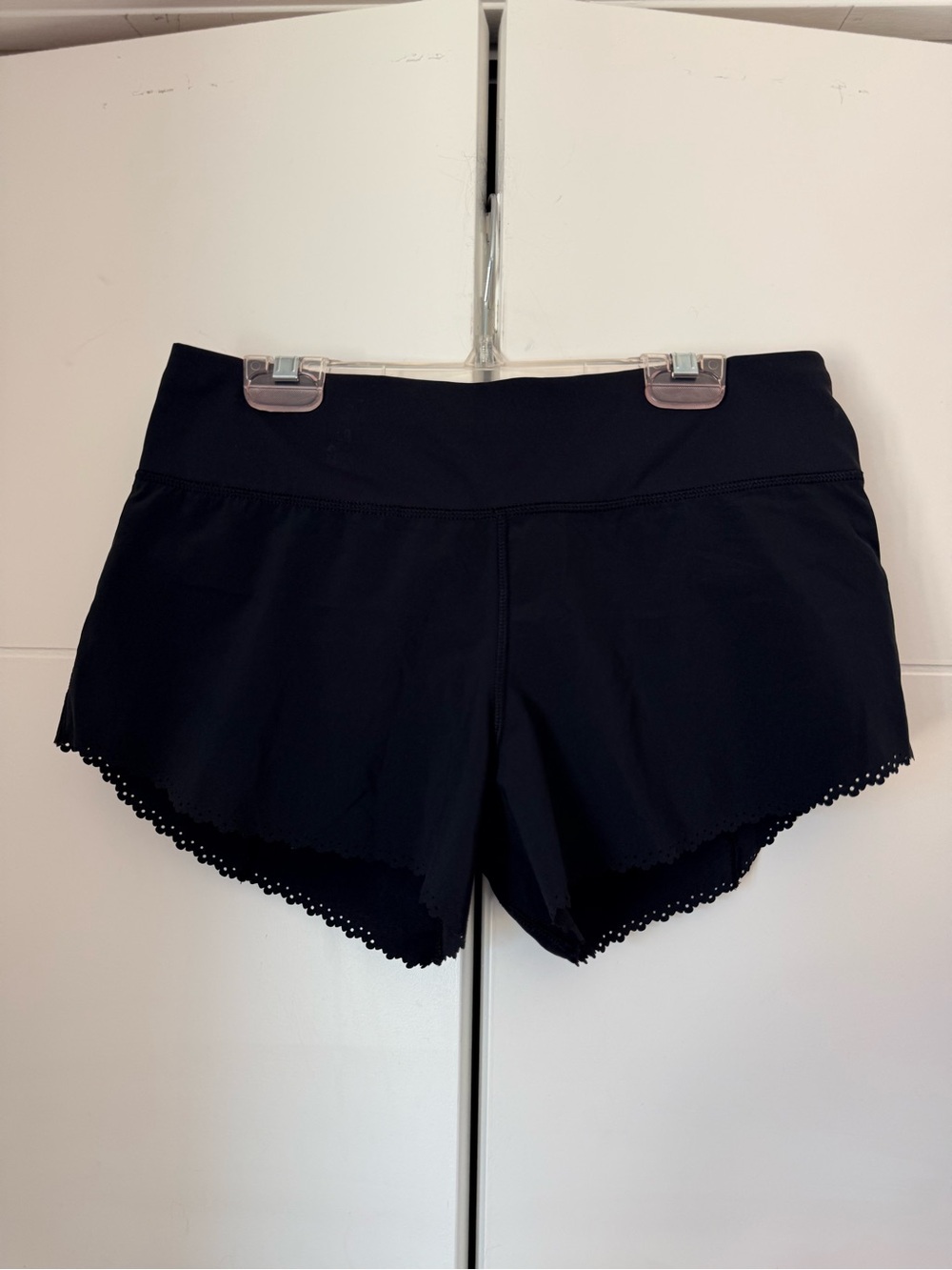 Lululemon Black Laser Cut Scalloped Edge Shorts 2.5”